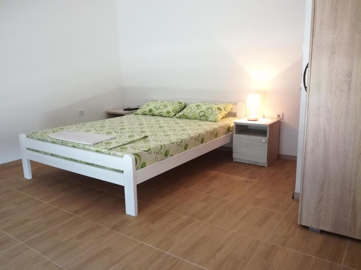 Гостевой дом Rooms In Подгорица