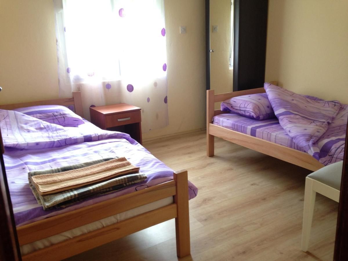 Гостевой дом Rooms In Подгорица