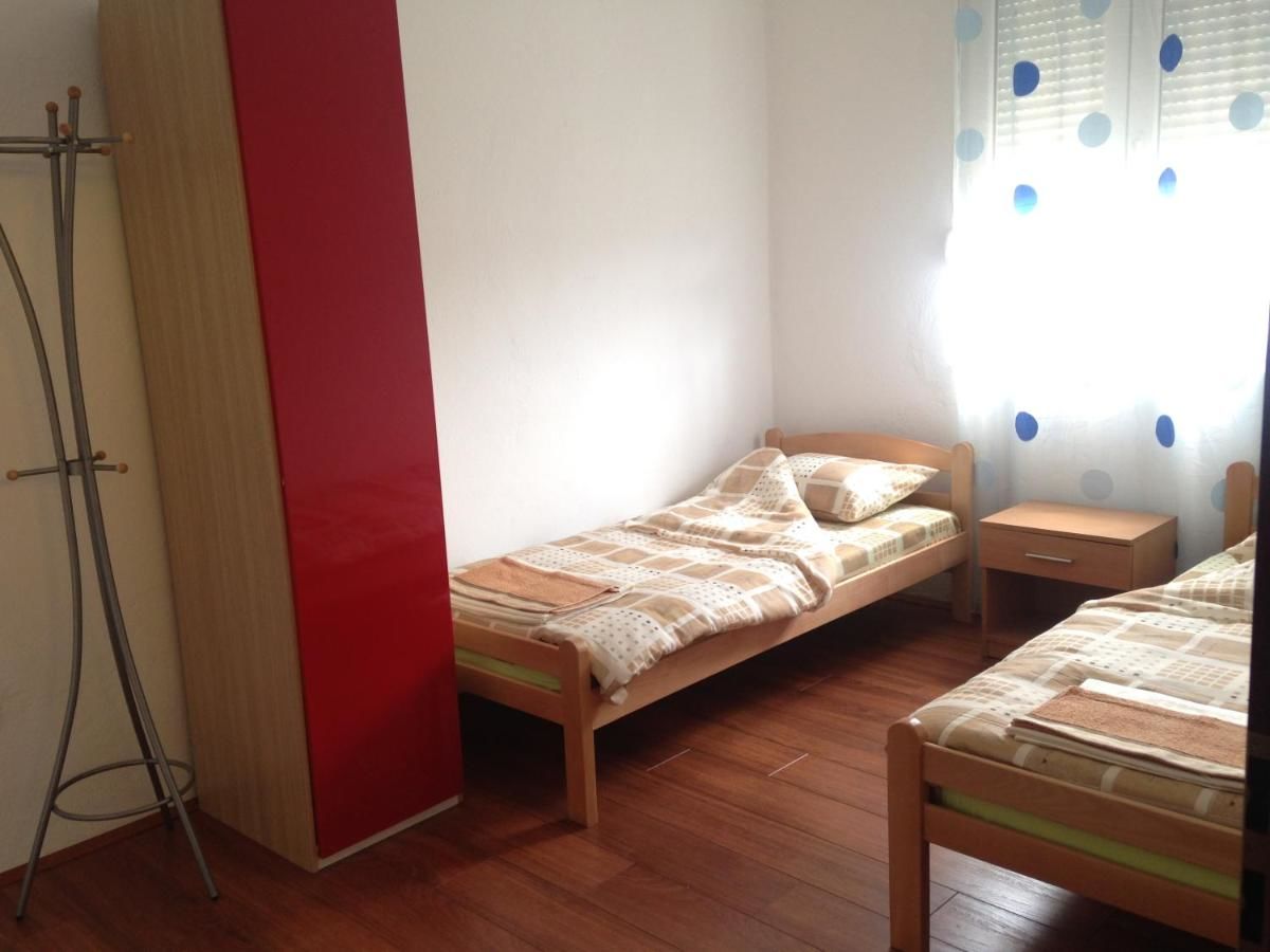 Гостевой дом Rooms In Подгорица