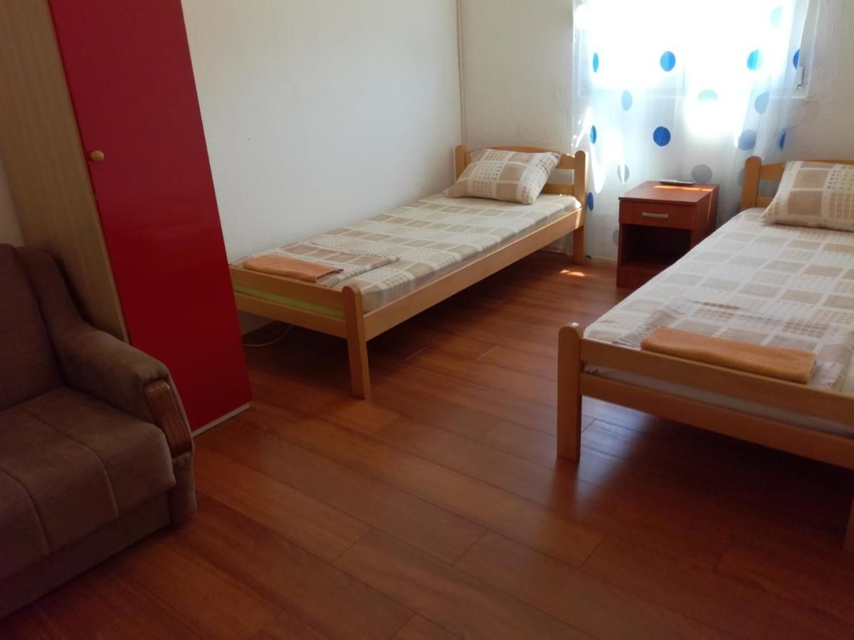 Гостевой дом Rooms In Подгорица